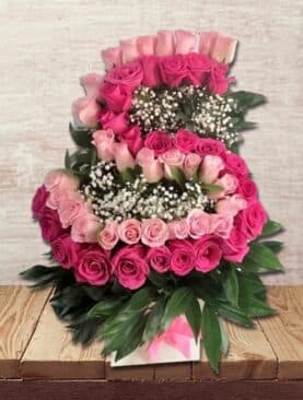 Arreglo Floral Letra en Rosas 105