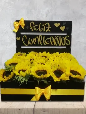 Caja Floral Feliz Cumpleaños 202